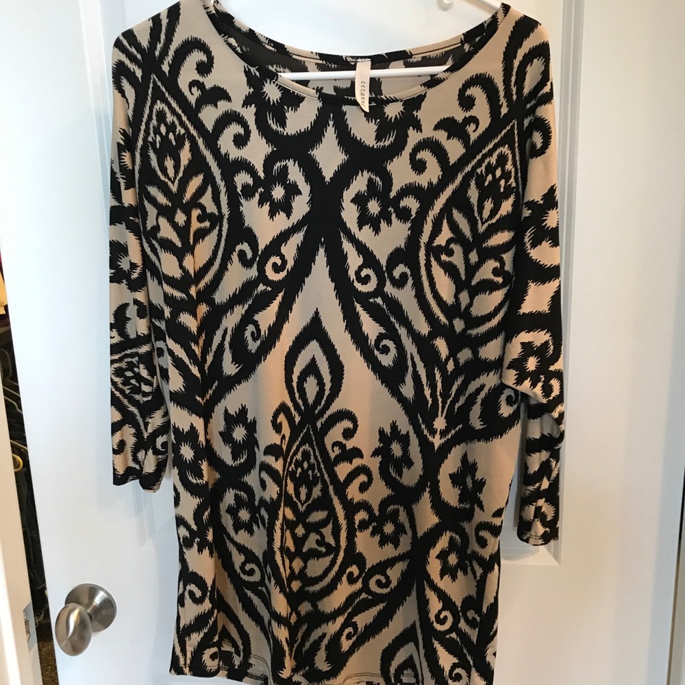 Black/tan dressy tunic